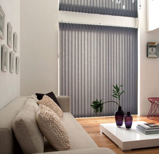 Вертикальные жалюзи в квартиру